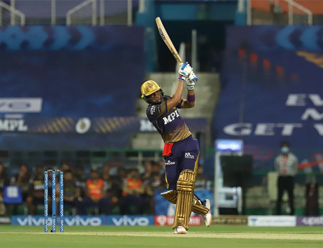 Shubman Gill hits a six in a successful chase for KKR | RCB vs KKR | IPL 2021 | Sportz Point