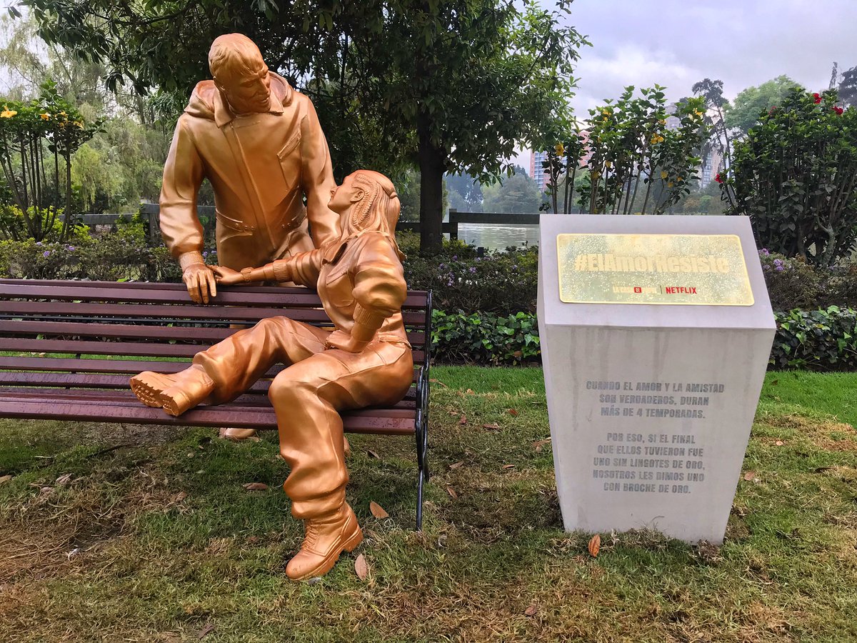 Figura de \, image size:1200x900