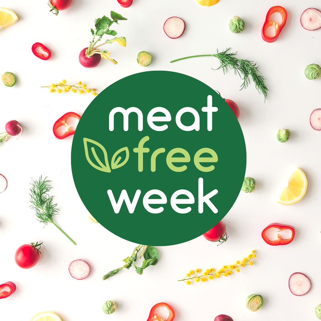 MeatFreeMonday's tweet image. Who’s joining us for @MeatFreeWeekOrg which has just kicked off? Take your #MeatFreeMonday a step further and challenge someone you know to eat entirely #meatfree this week. Find out more here: bowelcanceraustralia.org/meat-free-week #GetYourVegOut