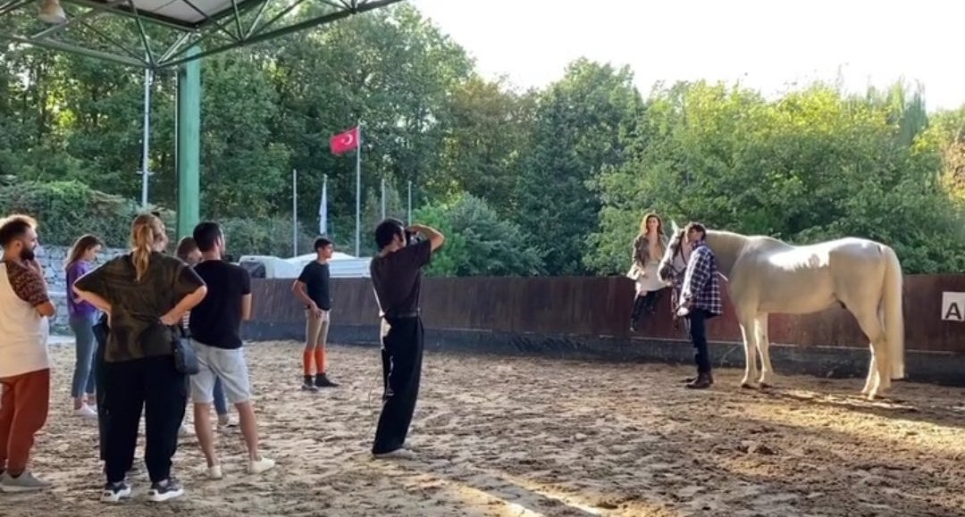 ask mantik intikam news on twitter burcu and ilhan shooting together for hello magazine askmantikintikam ilbur