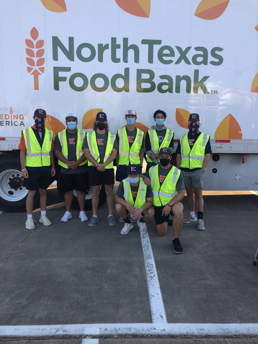 Eastfield Baseball enjoyed the morning assisting the North Texas Food Bank with their mobile food pantry!