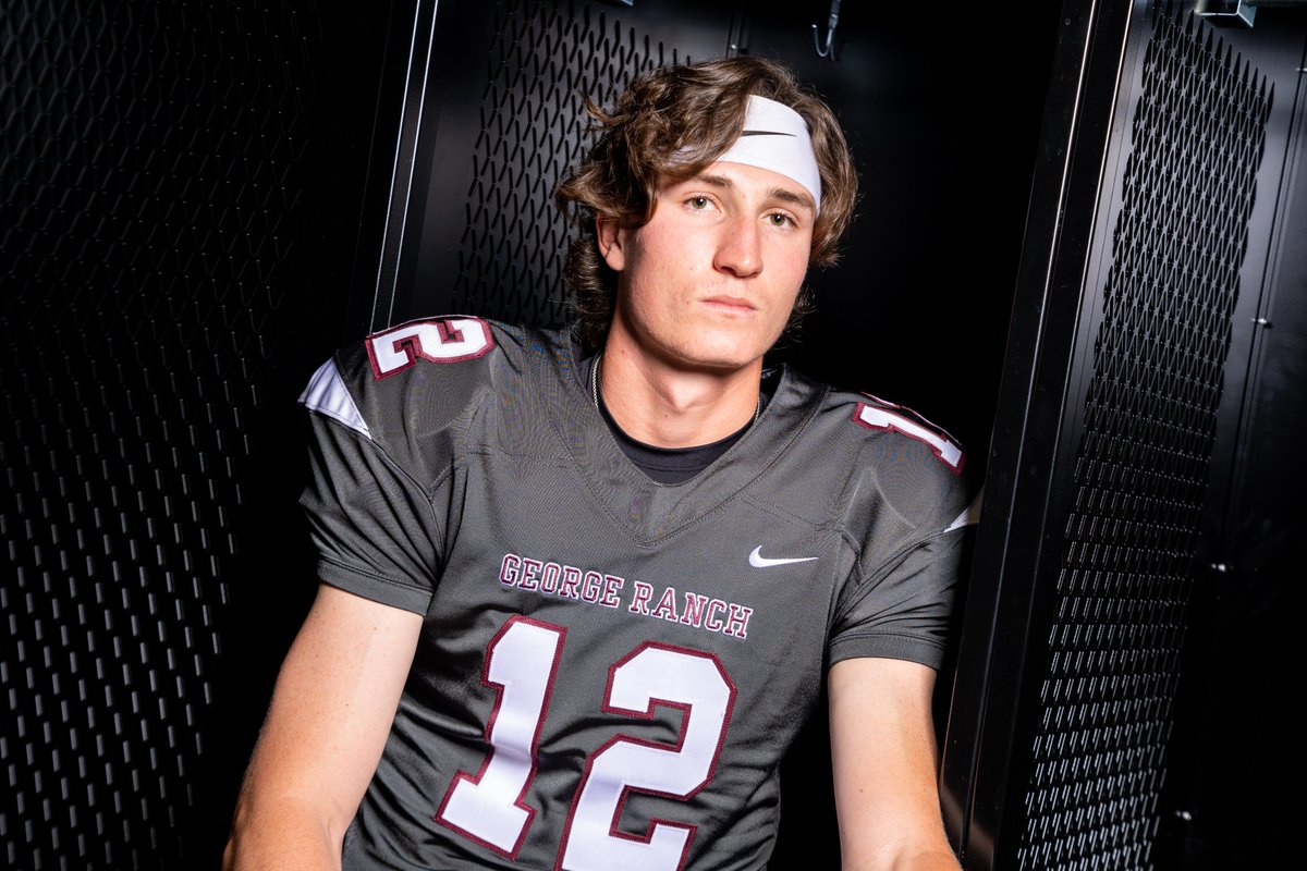 densilva02's tweet photo. District 20-6A #txhsfb leaders:

Team Offense: @RPHS_FB (417 ypg, 43.3 ppg)

Team Defense: @CHighFB (206.5 ypg, 8.3 ppa)

Passing: @colejmurphy44 (58-87-1, 666 yards, 5 TDs)

Rushing: @BertEmanuel3 (51-413-5)

Receiving: @7Patricksmith (12-325-5)

INTs: @stephaunnn (2) https://t.co/zll2WdcnbG