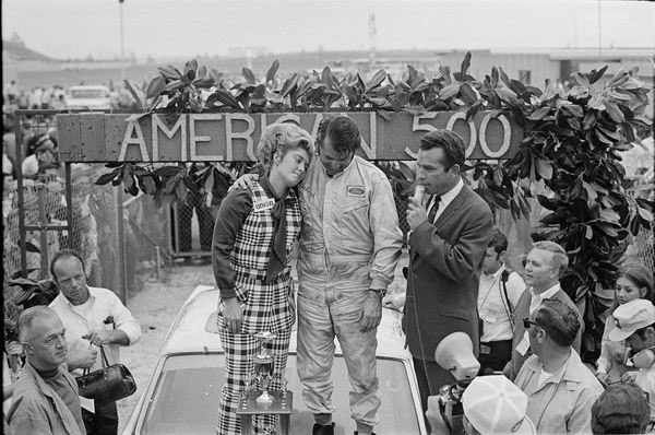 Paul Newman y su esposa