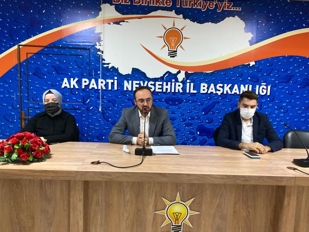 akpartinevsehir's tweet photo. İl Başkanımız Ali Kemikkıran başkanlığında, haftalık İl Yürütme ve Yönetim Kurulu toplantılarımız gerçekleştirildi.. @kemikkiranali 

#İnandığınYoldaYürü 
@erkankandemir @avmustafakose @AKgm_Teskilat https://t.co/Z49nGx32z1