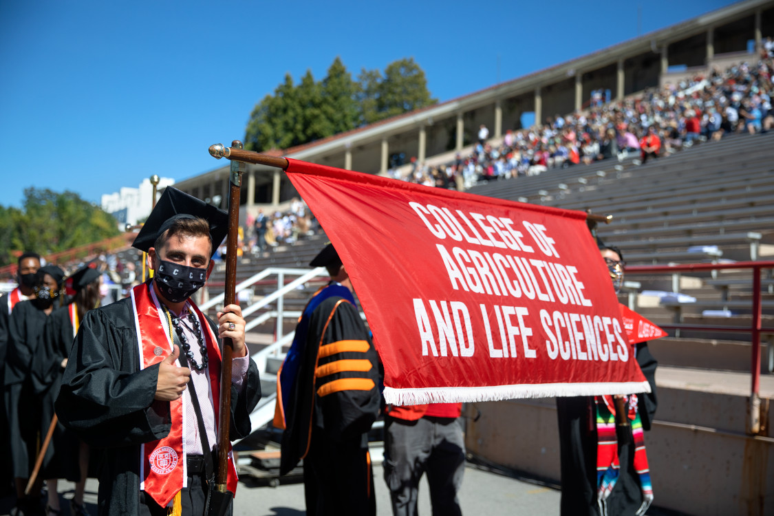 CornellCALS's tweet photo. And just like that, #Cornell2020 finally had their day in the sun. Congratulations class of 2020!
"Cornell will always be a part of you, as you will always be a part of Cornell.” - President Martha E. Pollack https://t.co/4ecJTVYJGF