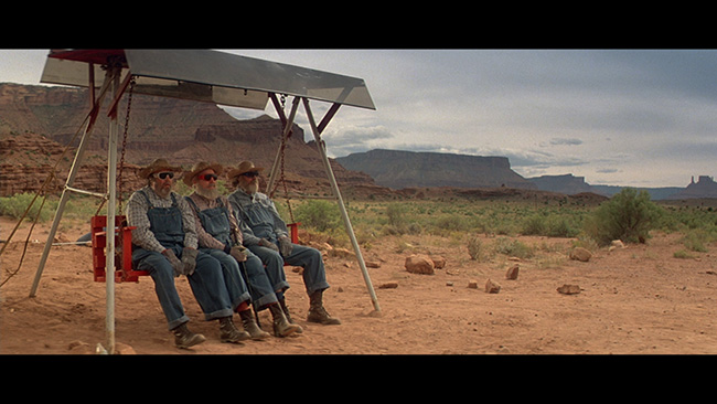 rockshockpop's tweet image. The new @Lionsgate #VestronVideo #bluray release of Sundown: The Vampire In Retreat, starring #DavidCarradine and #BruceCampbell, reviewed! #horror #horrormovies #cultfilms #blurayreviews #vampires tinyurl.com/ts66s98v