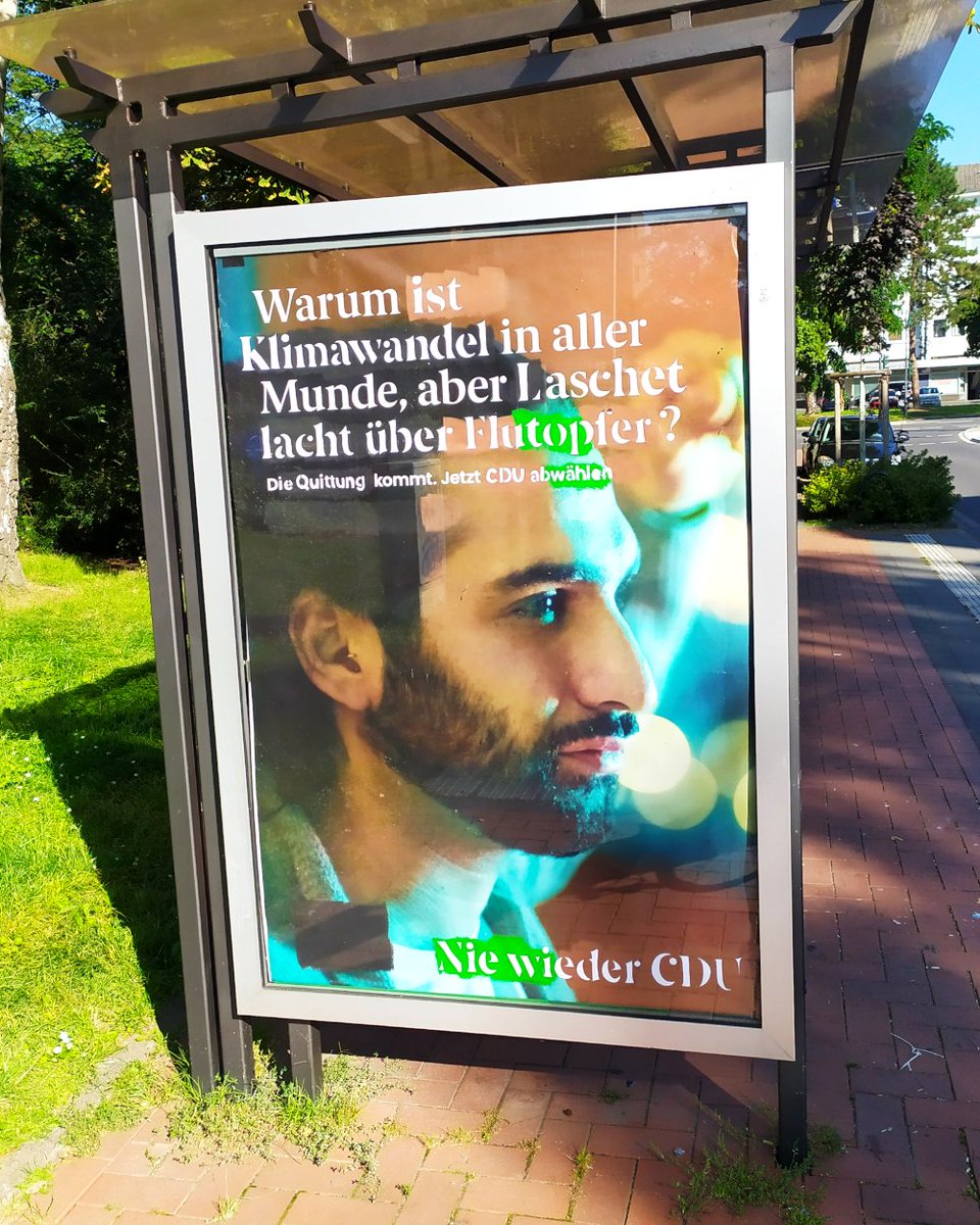 Mal wieder #Schabernack zu #CDUunwaehlbar adbusting.blackblogs.org/2021/09/20/las… #adbusting #laschet #hochwasser #cdugate #cdu #bonn