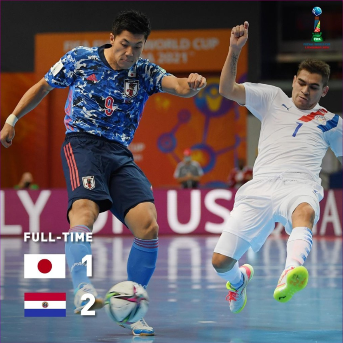 FT: 🇯🇵 Japan 1-2 Paraguay 🇵🇾

Japan sneak their way through to the #FutsalWC Round of 16 as one of the four best third-placed teams despite losing to Paraguay!
