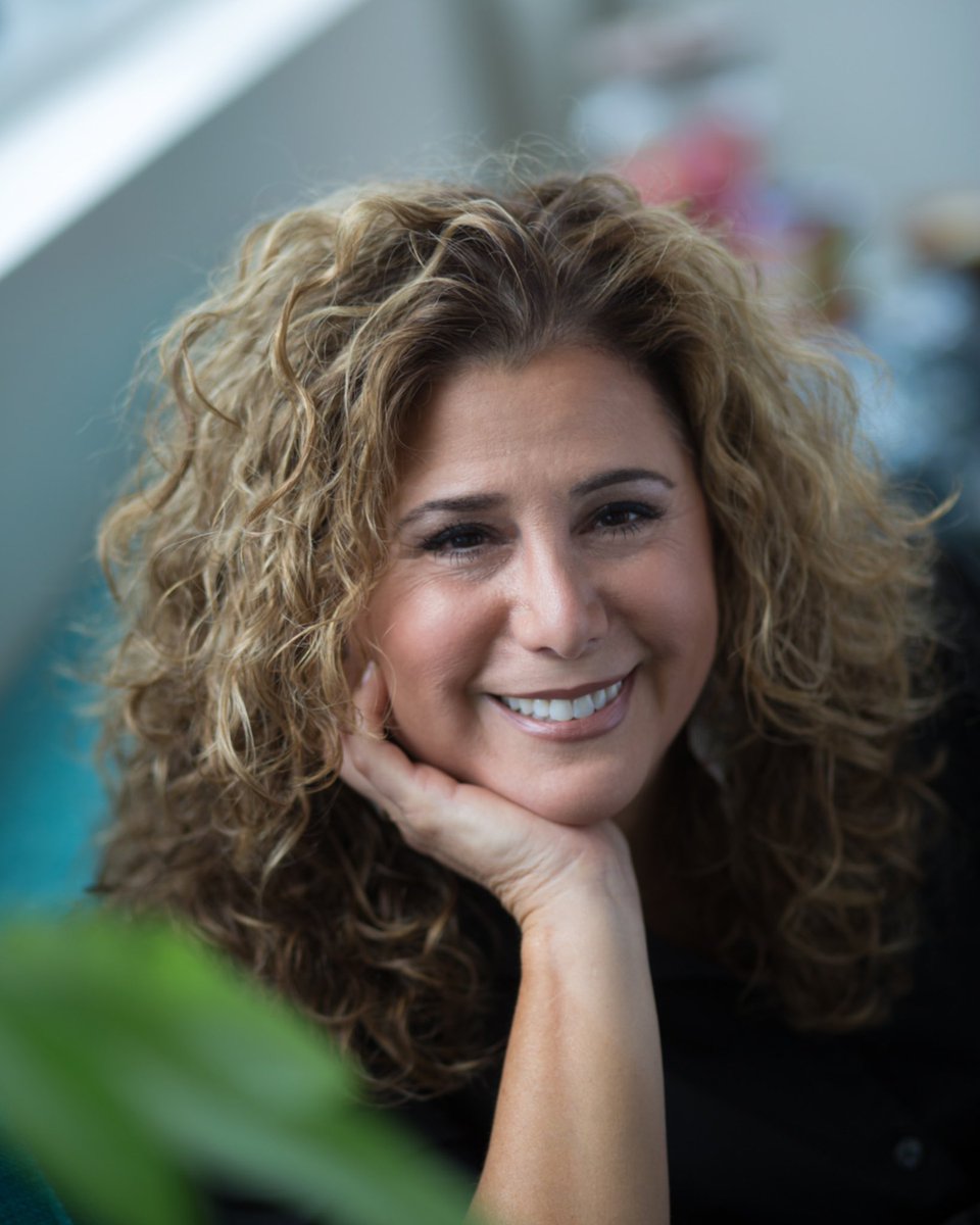 Art with a Heart (@artwithaheart_) on Twitter photo We are thrilled that our Executive Director, <a href="/awahlady/">randi alper pupkin</a> has been named as one of <a href="/MDDailyRecord/">The Daily Record</a> Most Admired CEOs. This honor recognizes talented business CEOS and nonprofit executive directors across Maryland for their leadership and vision that is admired by those around them. We are thrilled that our Executive Director, <a href="/awahlady/">randi alper pupkin</a> has been named as one of <a href="/MDDailyRecord/">The Daily Record</a> Most Admired CEOs. This honor recognizes talented business CEOS and nonprofit executive directors across Maryland for their leadership and vision that is admired by those around them.