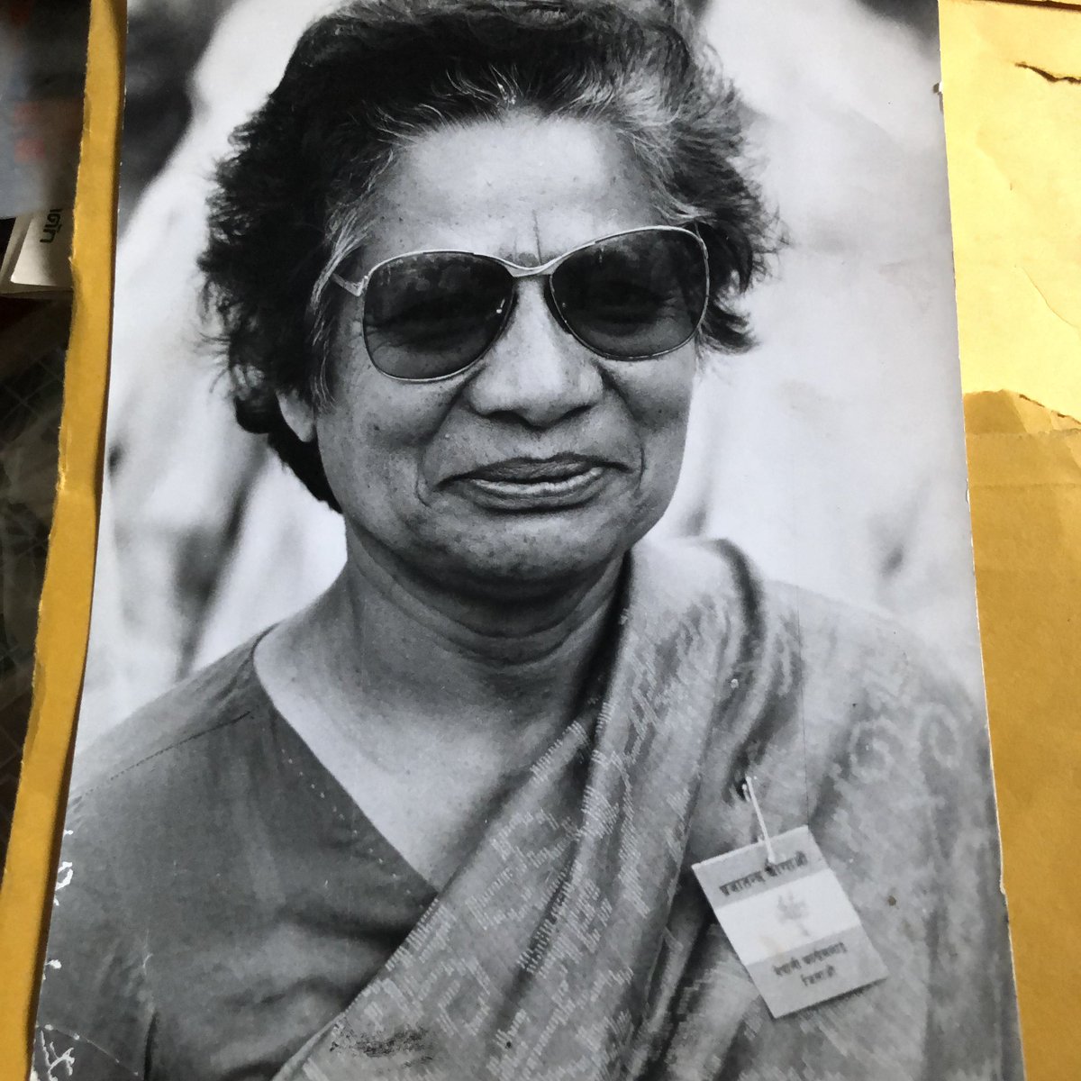 विभुषण पदकको धेरै चर्चा उप चर्चा भयो।समग्रमा भन्नुपर्दा देशको लागी योगदान दिएका राजनितीक योद्दाहरूको भने यो पटक मुल्याङ्कन भएको देखे।कसलाई उच्च स्थानमा राख्नुपर्ने कुरामा भने चुकेको छ।भविष्यमा अझ मंगला देवी सिंहको योगदानको उच्च मुल्याङ्कनको आशा राख्दै नेपाल सरकारलाई धन्यवाद 🙏