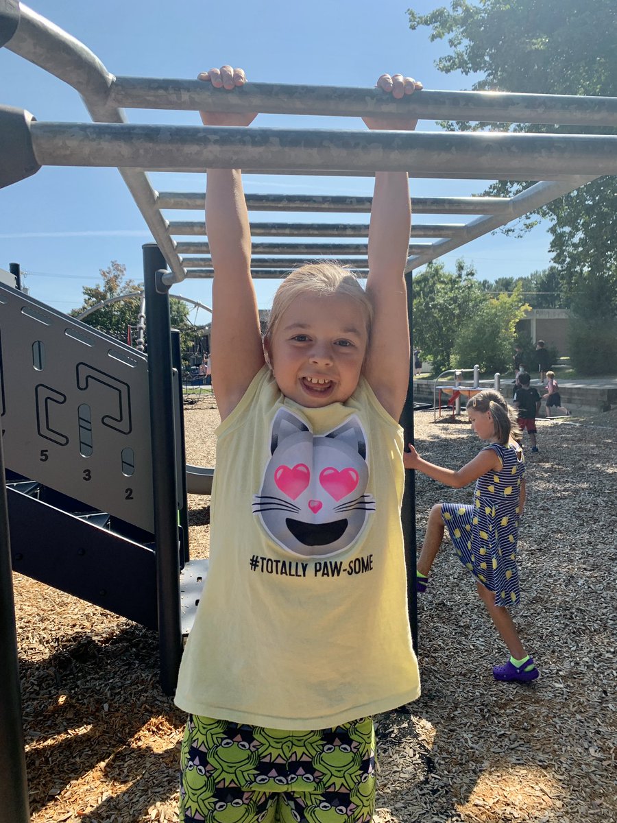 Betsy Dolan tweet media