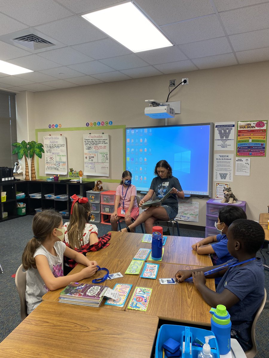 Thank you Mrs.Demichelis for being our first mystery reader! The kids loved the book about making their own school! <a href="/TWEHowl/">Tom Wilson Elementary</a>