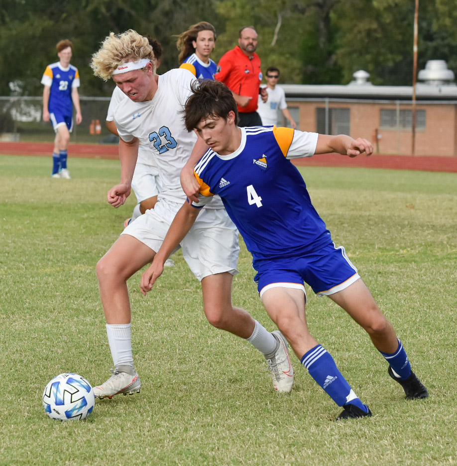 Parsons earns its first ever SEK League win, beating Chanute 5-4 in front of its home crowd.

📸 highlights: