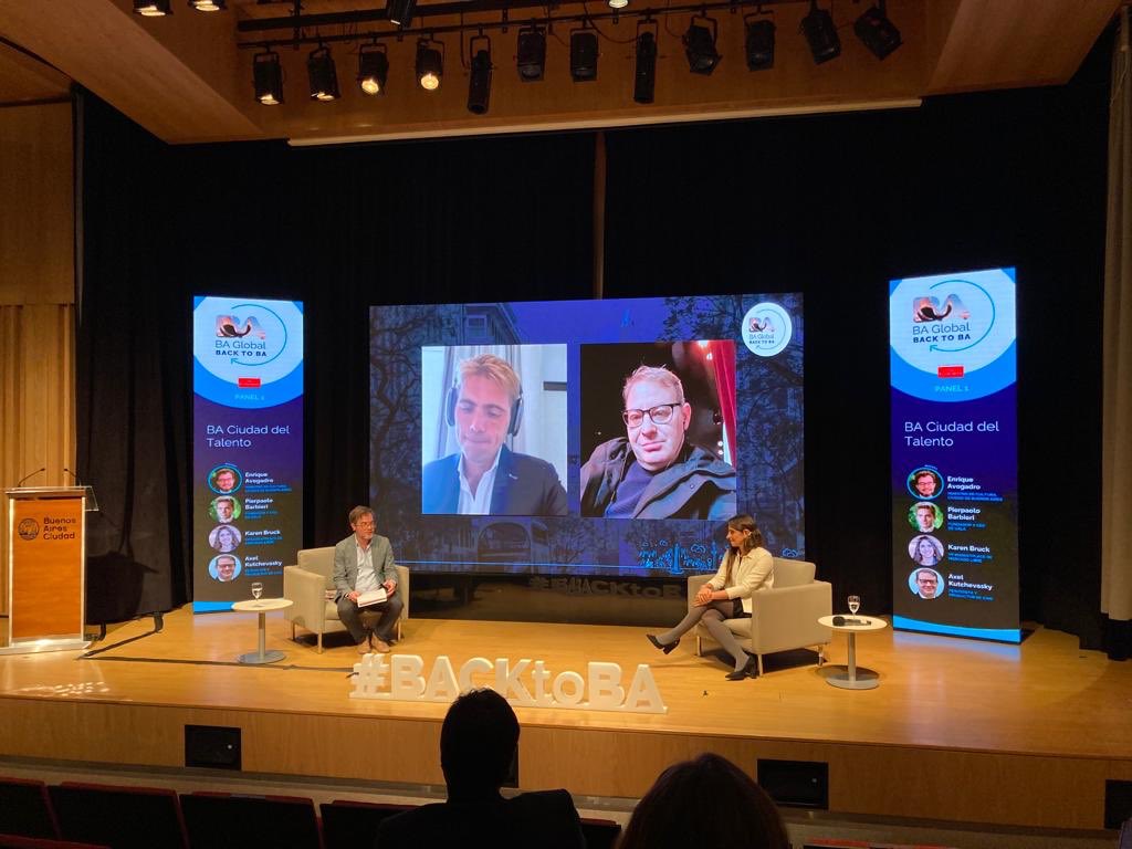 eavogadro's tweet photo. Hoy participé de #BACKTOBA en el panel “BA Ciudad del Talento” junto a @pbarbieri, @KarenBruck y @AxelKuschevatzka. Conversamos sobre cómo desde la Ciudad adaptamos nuestra estrategia de proyección internacional de cara a la post-pandemia. ¡Gracias a todos los que se sumaron! https://t.co/Vj2gvoDlEL