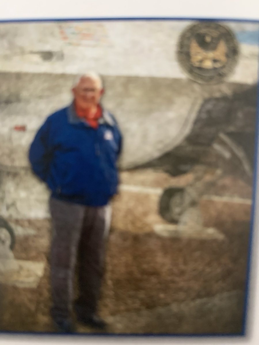 clint_mccall's tweet photo. Today they are burring my friend Rodney W. Cromer, Maj. US Army Ret.  He was taken by Covid while in the ICU alone. His wife and son got to see him the day before he passed, and that is a blessing. He was a great man, a good friend. We will miss him. https://t.co/peC1WAgiRA