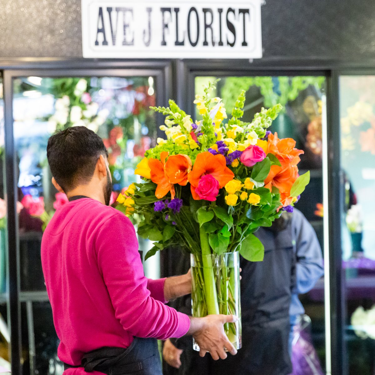 The Avenue J Florist (TheAveJFlorist) Twitter