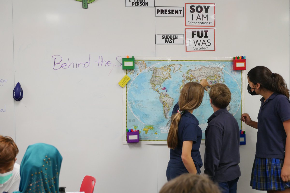 How do middle schoolers connect their interests to people, places, &amp; issues beyond campus? Weekly Reach Beyond Block Cycle 1 is underway! In 5 groups on different topics we are inquiring, experiencing, and meeting guest experts on questions like: who makes our clothes &amp; how?