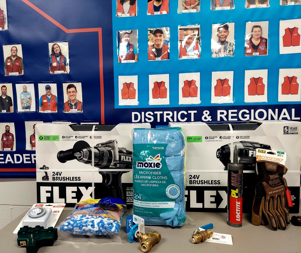 lowes2572's tweet photo. #MERCHMONDAY!!!🎉🛒🤑 Getting all the knowledge we can absorb so we can teach it out to our team &amp; customers!!! New &amp; exciting things coming Lowe's way! #NeverStopImproving @FatemiaGunter @D899_RVA @BlueBoxR1 @BenitoKomadina @JoeMcFarland_ https://t.co/Bbsq6GaGe2