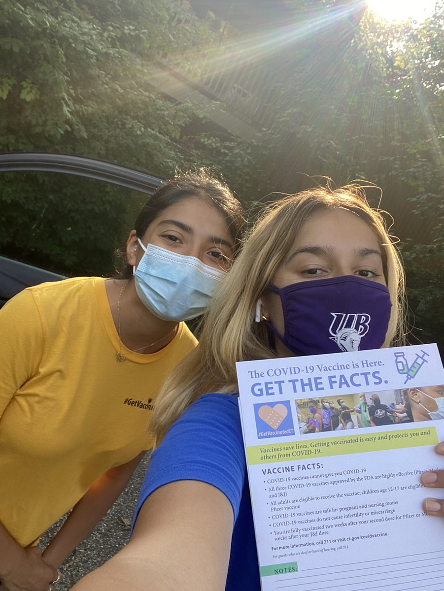 GetVaccinatedCT's tweet photo. The Bridgeport #GetVaccinatedCT team is out making sure everyone has access to the COVID-19 vaccine! https://t.co/HU9oAwtXPS