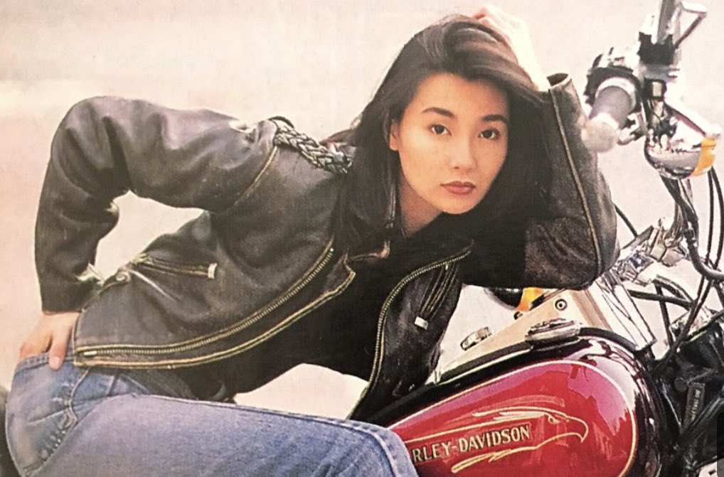 Happy Birthday to Maggie Cheung!  Oh how I wish she still acted 