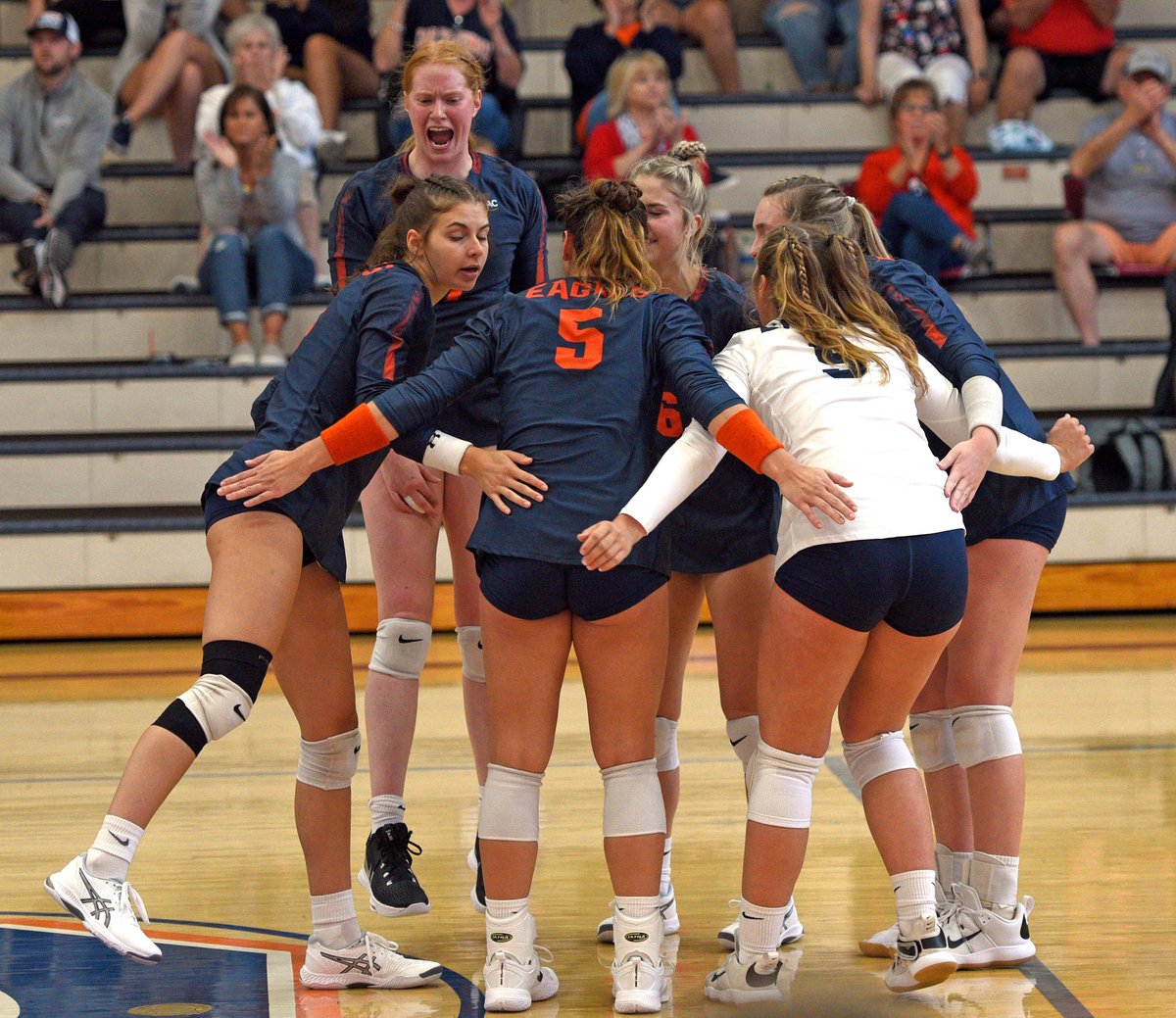 Looking for its first road win of the year, @CarsonNewmanVB heads to the Music City to take on Trevecca Nazarene on Tuesday. 📰 bit.ly/3nNDT2o