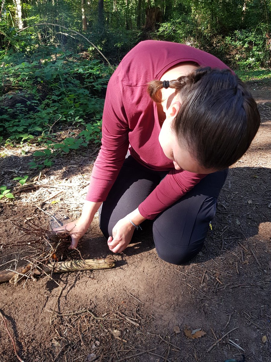 chudley_90's tweet photo. Day 2 of Forest School training... This was the one I was most worried about, making fires and cooking. My fire worked first time and the food we made tasted amazing... oh and I made a mallet!
... I get paid to do this! ๐๐ฒ๐โโ๏ธ
#ForestSchool #Training #MadeAThing #Bonfire https://t.co/CvvCNDU0wY