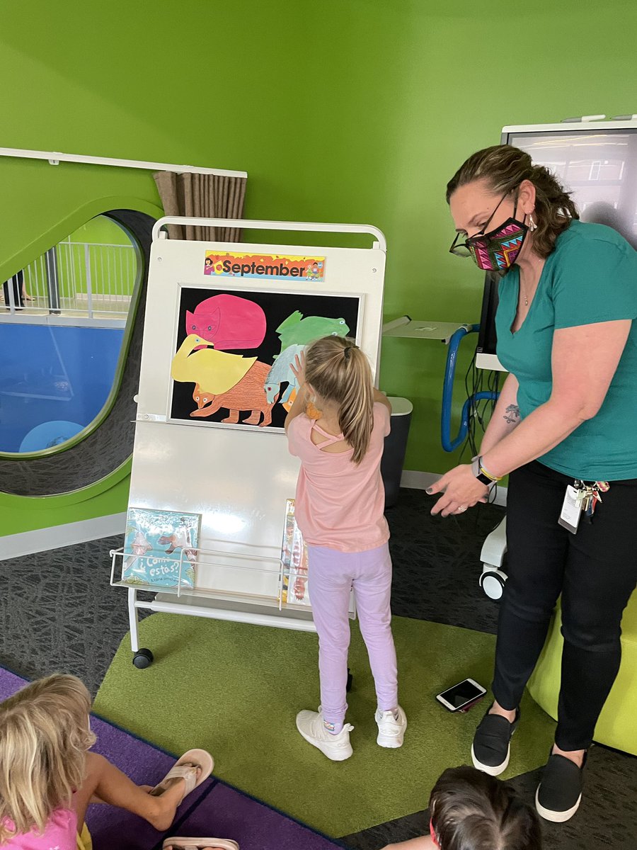 The one &amp; only Ellen Moreno was our guest storyteller today! #HispanicHeritageMonth <a href="/APS_FleetES/">Fleet ES</a> <a href="/APSFleetPTA/">APSFleetPTA</a> <a href="/APSLibrarians/">APS Library Services</a> @Principal_Fleet <a href="/AP_FleetFalcons/">AP_FleetFalcons</a>