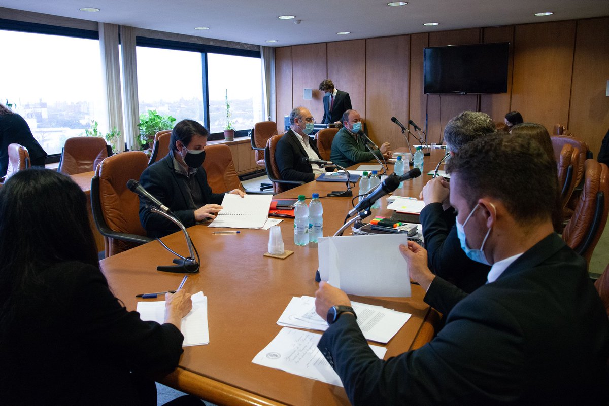 DiputadosUY's tweet photo. La Comisión  Investigadora sobre compras y gastos realizados desde marzo de 2020 a julio de 2021, y contratación de medios, realización de eventos y montos pagados desde marzo de 2010 hasta agosto de 2021, en el Ministerio de Turismo, integrada por https://t.co/gKEfVCtz7N