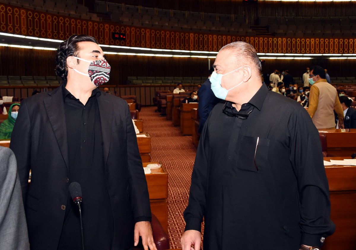 A_Qadir_Patel's tweet photo. #HappyBirthdayBBZ https://t.co/wb54BpP5RW
