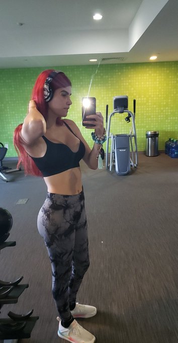 Raven Storm's pics and videos E wRPaaVUAcYBGX jpg:small preview