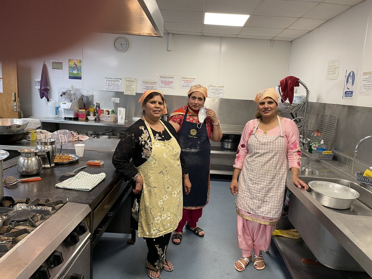 Jaswinder Kumar BEM (@jaswind91762708) on Twitter photo Thanks to our team of #volunteers for helping all day and serving hot food to everyone. @HighSheriffEM <a href="/NursesSikh/">British Sikh Nurses β¬ π</a> <a href="/SikhPA/">SikhPressAssociation</a> Thanks to our team of #volunteers for helping all day and serving hot food to everyone. @HighSheriffEM <a href="/NursesSikh/">British Sikh Nurses β¬ π</a> <a href="/SikhPA/">SikhPressAssociation</a>