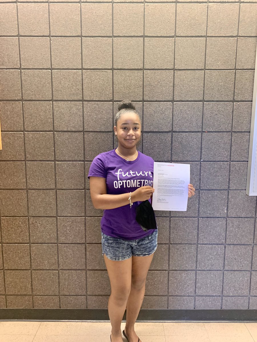 I got accepted into my dream optometry school today!! University of Houston College of Optometry I’m coming for you!! I’m so happy!!! #GoCoogs ♥️✨♥️✨♥️✨