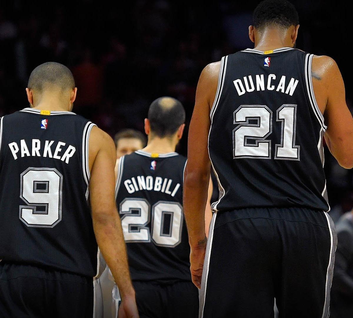 Ron_Nirenberg's tweet photo. Today's date: 9/20/21

Thank you to @tonyparker, @manuginobili and Tim Duncan for everything you've done, and continue to do, to inspire San Antonio.

Here's to the greatest Big 3 to ever play the game.

#GoSpursGo https://t.co/z20YMDD4I7