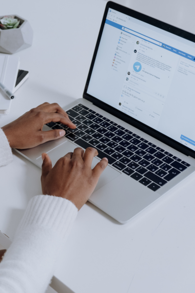 EncoreServices1's tweet photo. 3 Tips for Managing Social Media Reputational Risks https://t.co/XHfCCYAYo8 https://t.co/Wiq5pTsP46