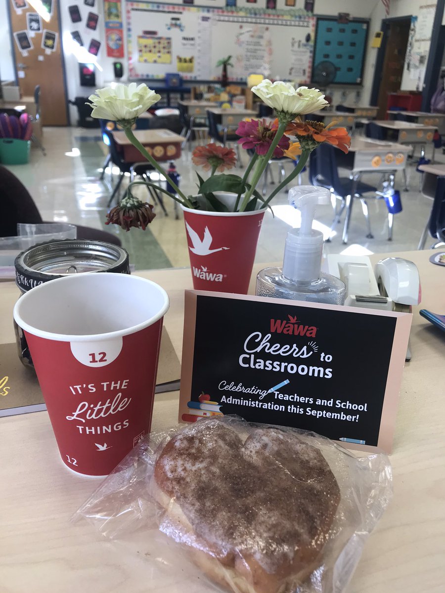 FTSD_Fox's tweet photo. Thank you @Wawa for this extra special treat today! @FTSD_Roebling https://t.co/9OwKwJdLBC