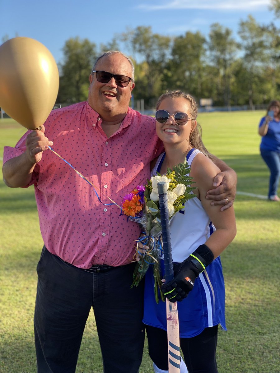 Lisa Meade tweet media