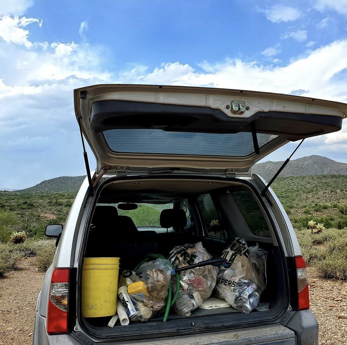 Nearly 1 MILLION people, nationwide, have signed up for this past weekend's #NationalCleanup!! Thank you to all organizations, group leaders and individual volunteers who united in the combined effort to keep our planet clean💚