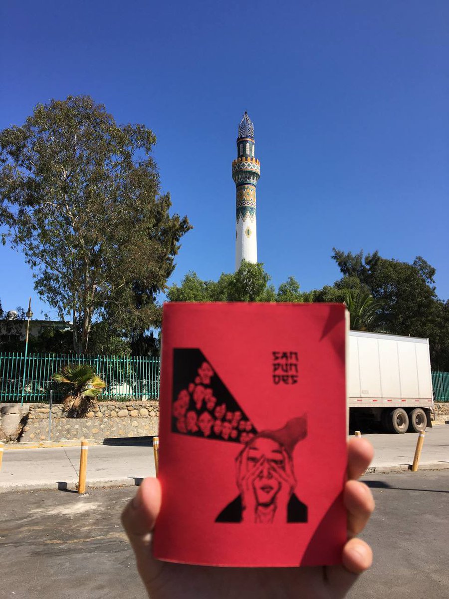 Caraduratijuana's tweet photo. Repartiendo por la ciudad. ❤️🔥📬 #edicionescaradura #Tijuana #Minarete #lázarocárdenas https://t.co/IBYSQT8RJO