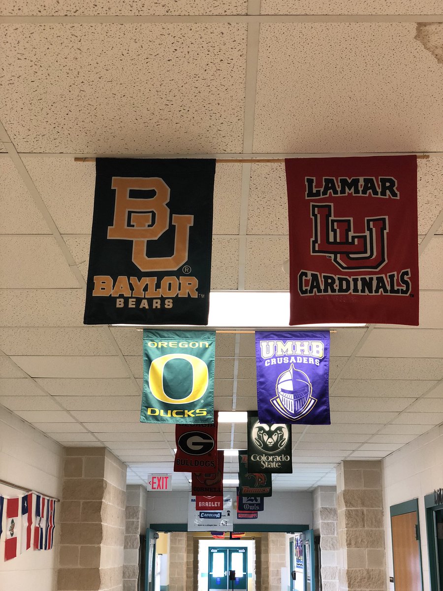 miguelmigrant's tweet photo. The rockets 🚀 @HARTROCKETS1 are ready to blast off to the top. With excellent instruction and best practices from bell to bell, the rockets are ready for another year of academic excellence. Running lights ready for blast off. See you at the top. #aisdproud #somosAISD https://t.co/FDkkdxdQN6