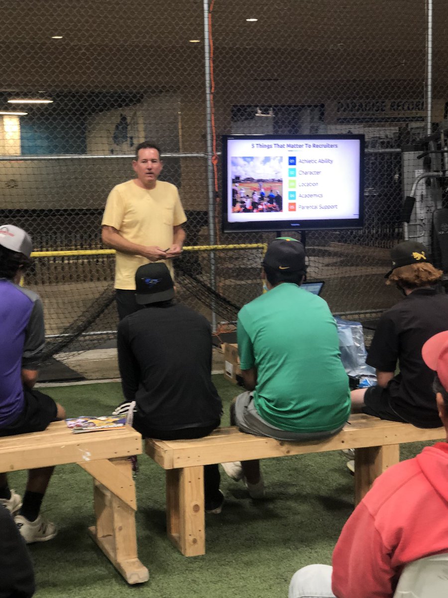 Thanks to Mark Morton and Paul Romero of Right Fit College Sports/Planning Advisors for coming up to the Bases Loaded Training Facility inside the Santa Maria Town Center Mall to conduct a Free Workshop on College Recruiting!

@RghtFit 
@CAWahoos