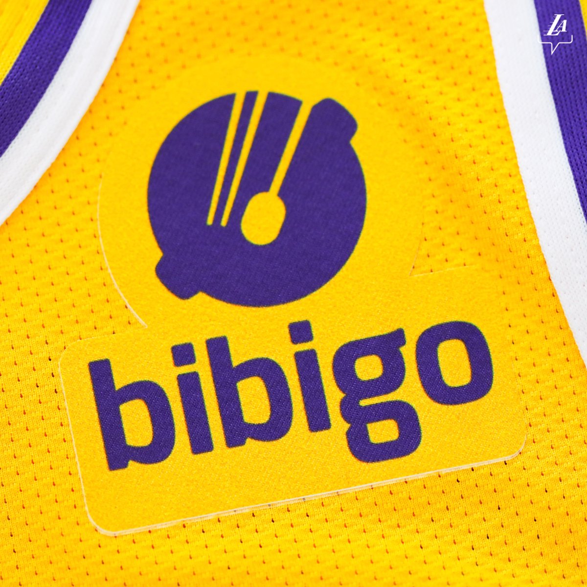 Front Office Sports on X: The LA Lakers have unveiled a new jersey sponsor:  Bibigo 🇰🇷 The South Korean food producer has signed a 5 year, $100  million deal with the team.