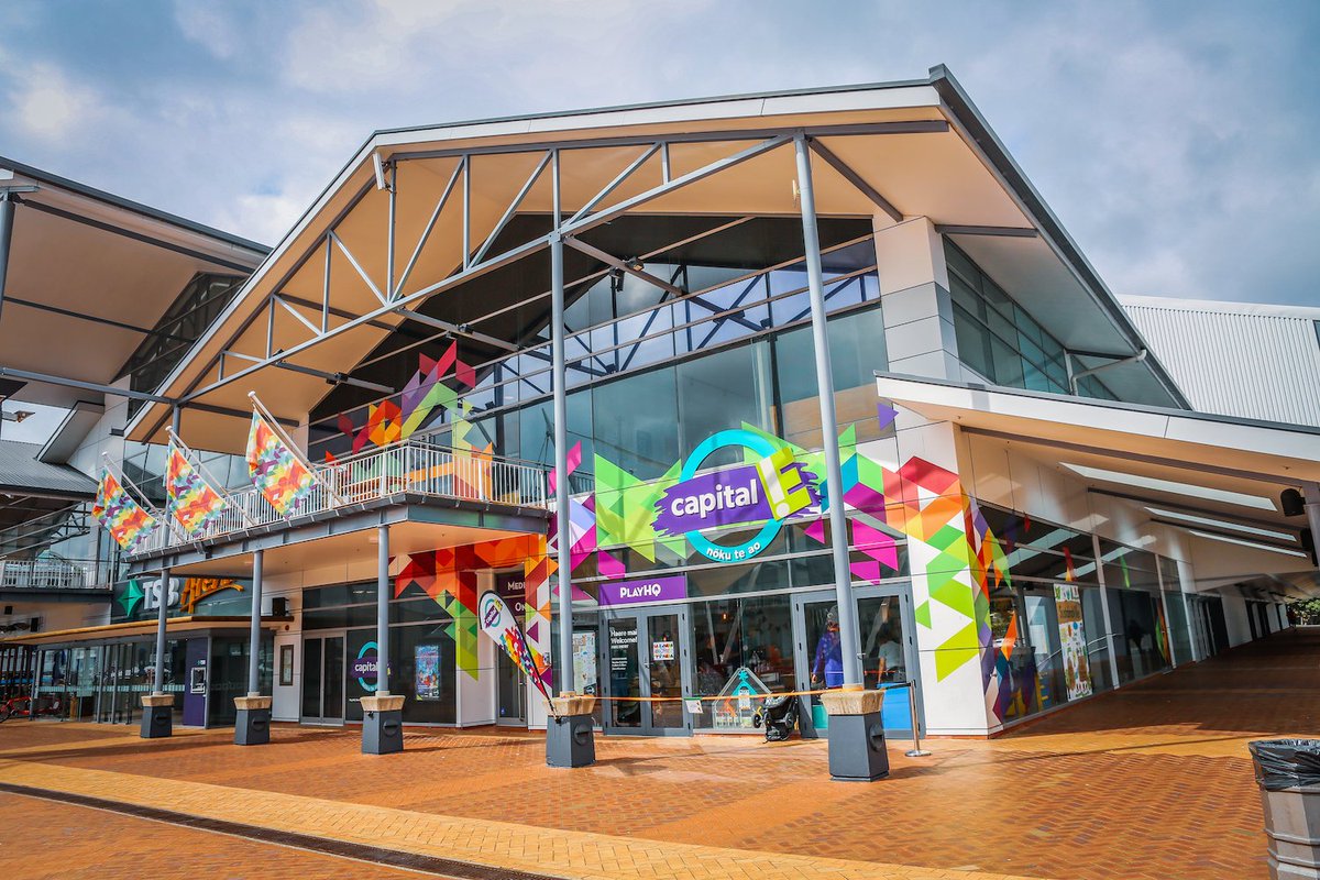 Capital E tweet media