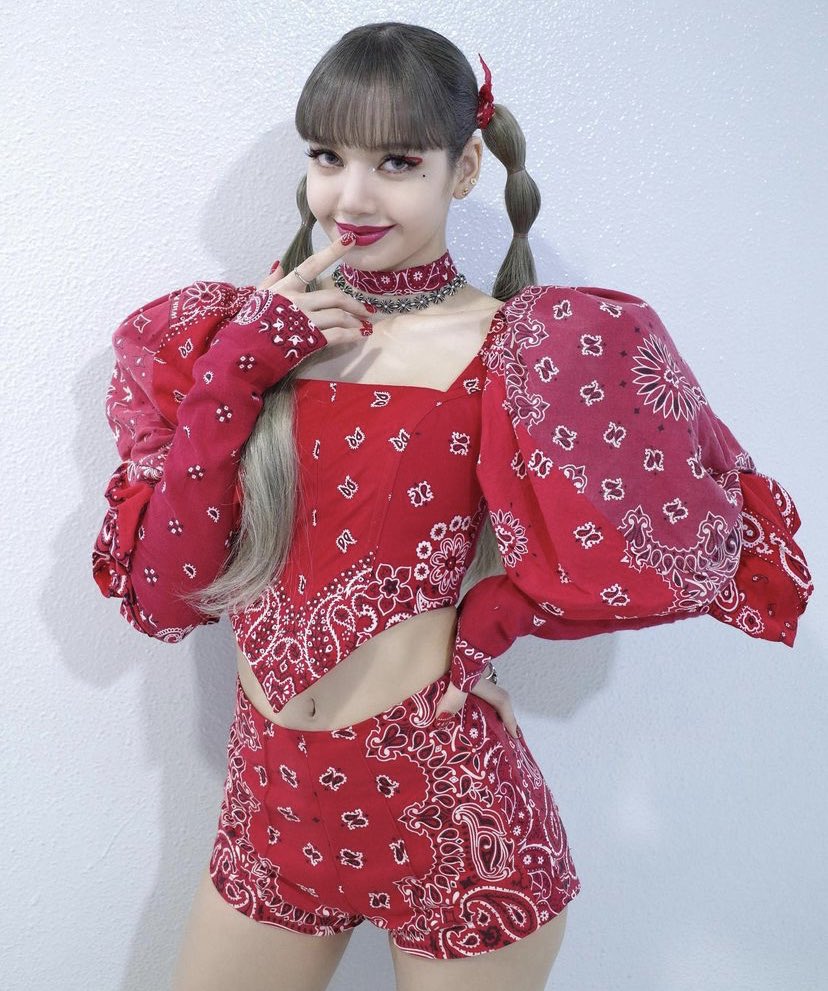 #LALISA ของ“ลิซ่า”เดบิวท์อันดับที่ 84 บนชาร์ต Billboard Hot 100 

BILLBOARD HOT DEBUT LISA
