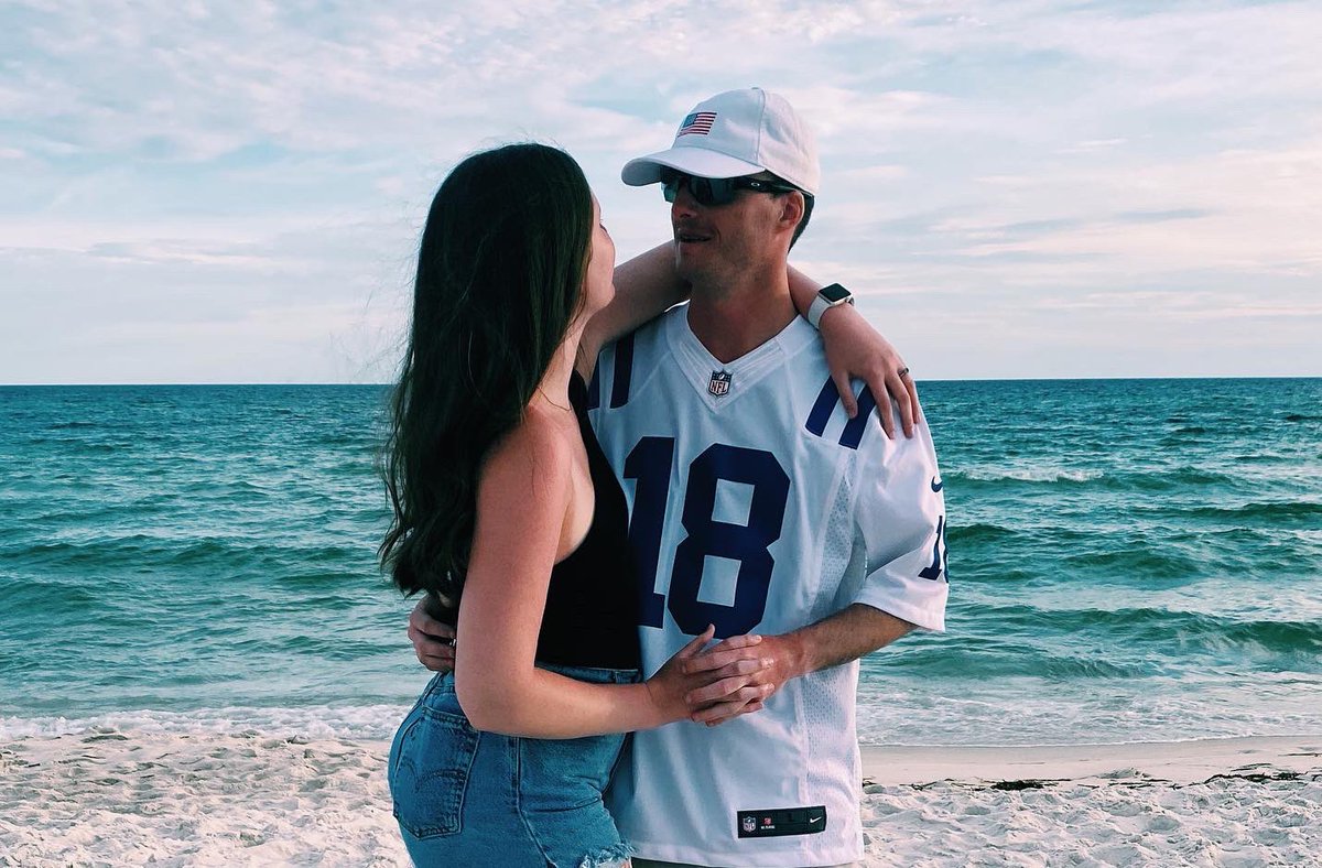 e_heard20's tweet photo. love of my life 💙 https://t.co/qVbIZ0UdKF
