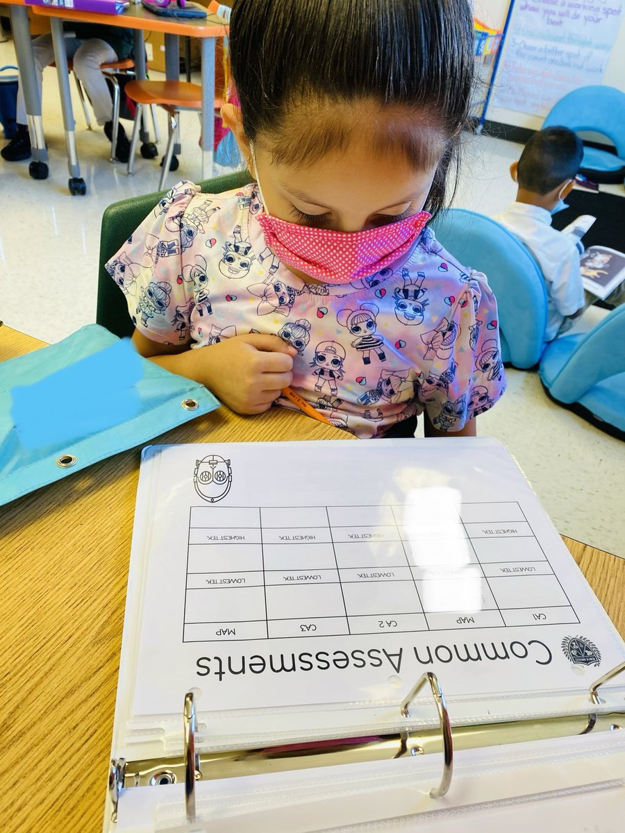 indiramoreno000's tweet photo. ✨Having conferences with my students about their MAP test results, setting individual goals, and learning how to track progress towards mastery✨ #2PLwars #HBGnewhope @PersonalizeDISD @HBGonzalezPLA @dallasschools https://t.co/kG1D6yJegL