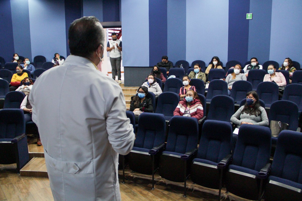 CANACOPUEBLA1's tweet image. En el marco de nuestro convenio con Christus Muguerza, hoy entregamos las primeras tarjetas con servicios médicos y beneficios exclusivos a colaboradores de #Podocenter, empresa afiliada a este organismo.