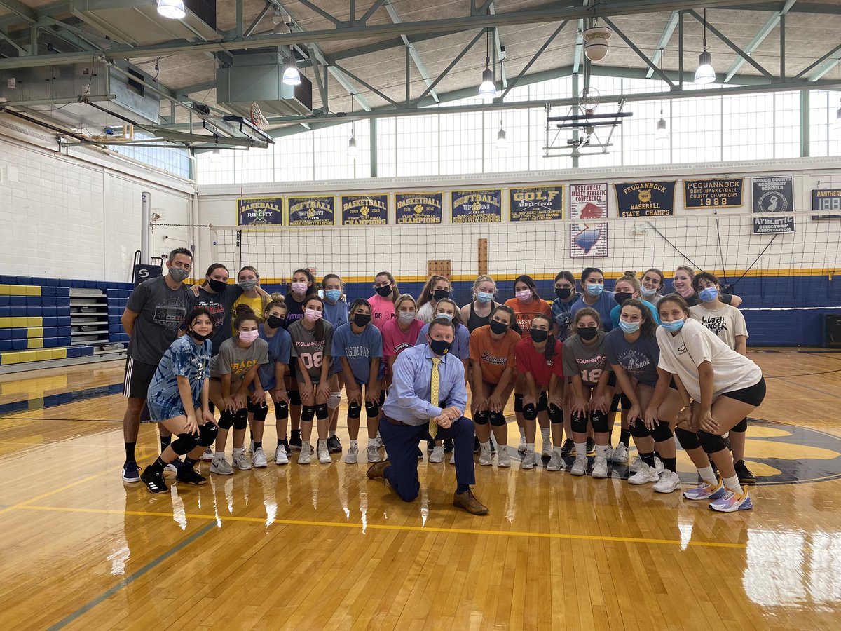 PTHS Volleyball got a special treat today! We have the coolest Principal and Teachers! Thank you <a href="/RichHayzler/">Richard Hayzler</a> and <a href="/WilliamJArnold/">William Arnold</a>  for bringing your awesome volleyball skills to the gym today!