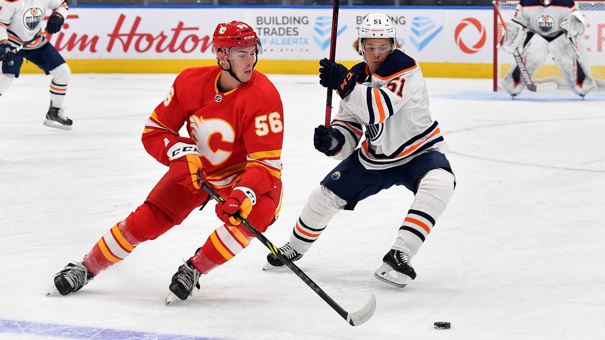 ABTitan's tweet photo. Cole Huckins and the Flames are taking on the Edmonton Oilers in a few minutes! Watch the game live on https://t.co/6tFtT27aIL.

Cole Huckins et les Flames affrontent les Oilers d'Edmonton dans quelques minutes! Regardez en direct sur https://t.co/6tFtT27aIL.

📸: @NHLFlames https://t.co/HhHEdkRjC1