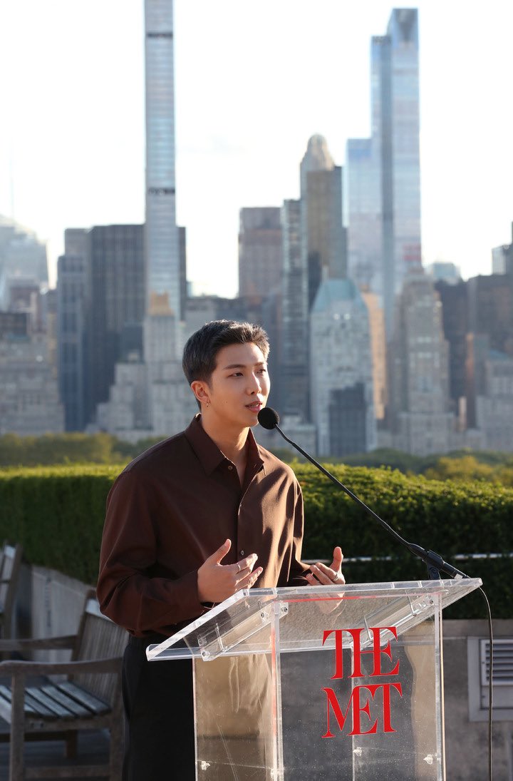 BTS visit THE MET museum in New York