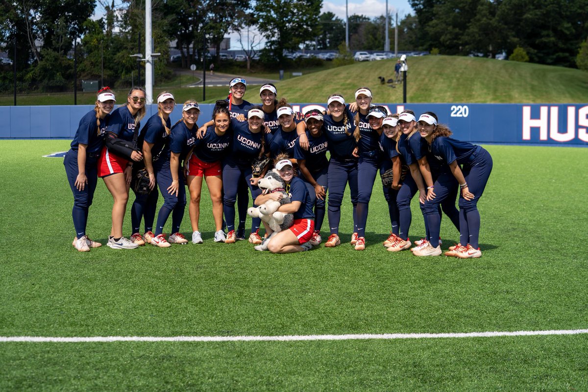 UConn Softball tweet media